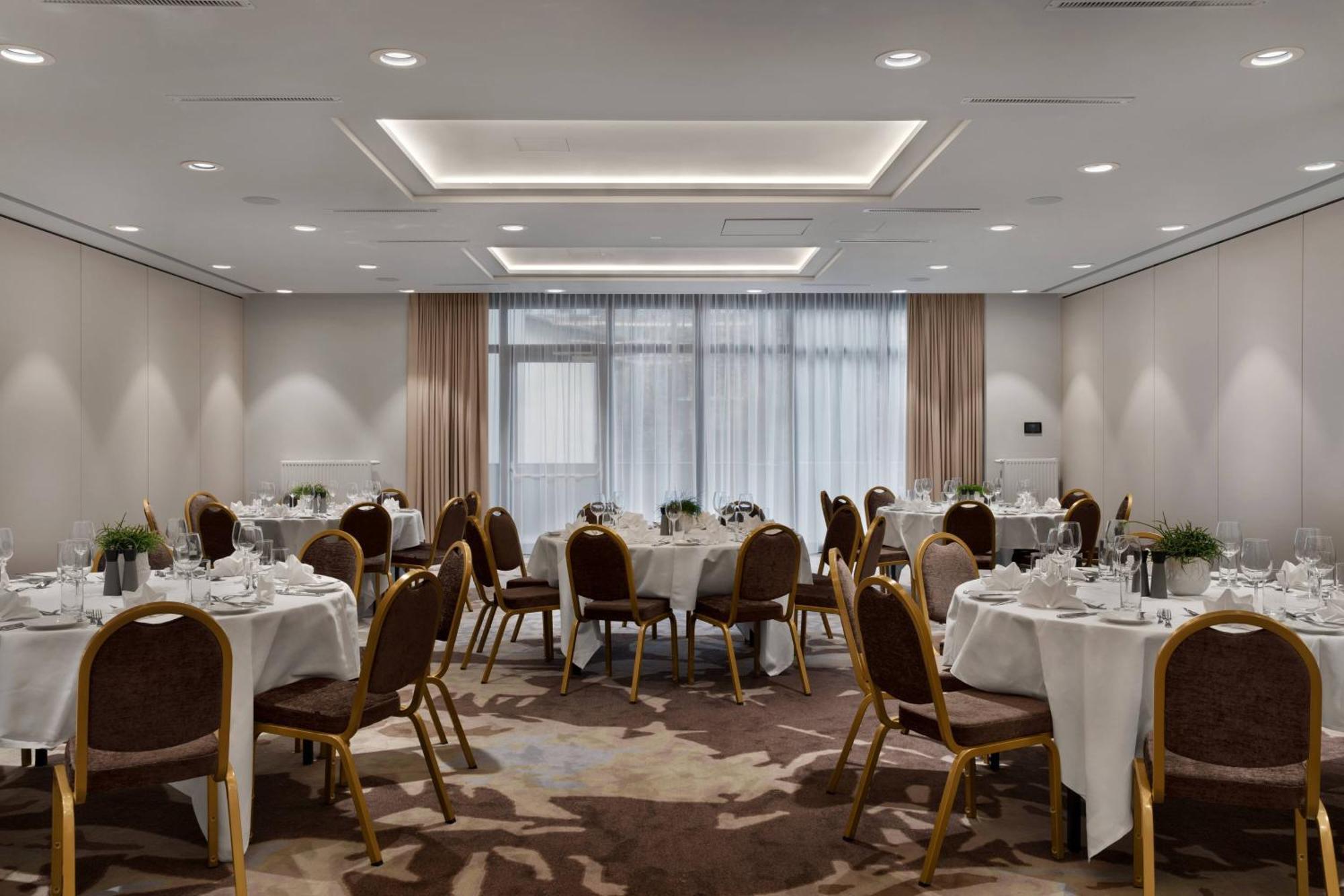 Ac Hotel By Marriott Innsbruck Kültér fotó